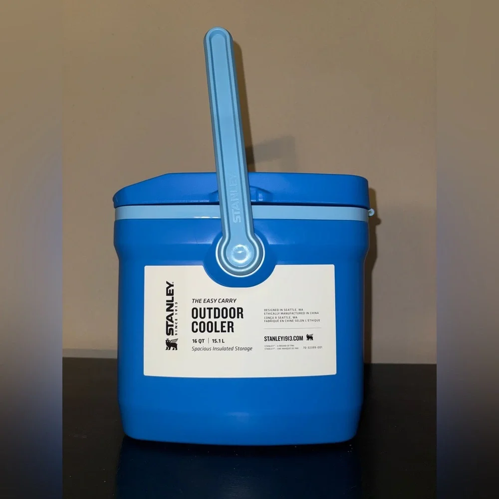 STANELY Easy-Carry Outdoor Cooler 16qt, 21 CANS- Azure Blue NEW - Picture 9 of 11